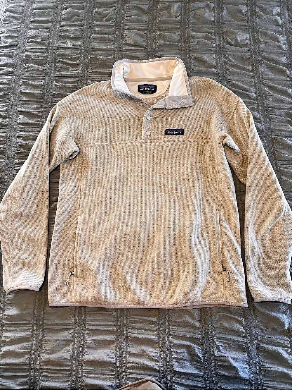 Patagonia Fleece Pullover Jacket in Cream